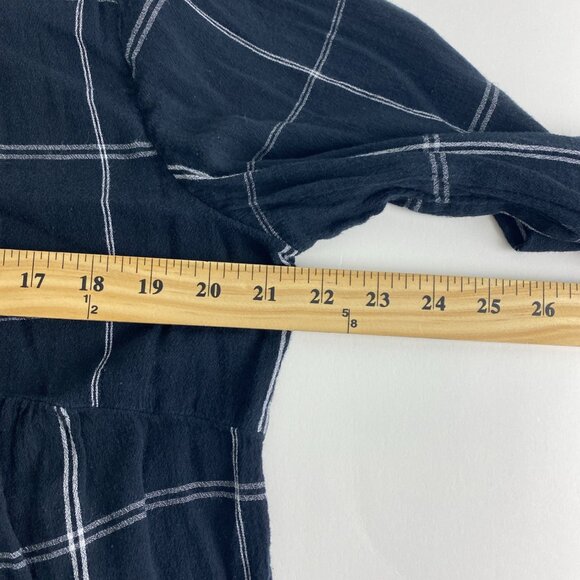 Old Navy Womens Shirt Adult Size Large Black Long Sleeve Ruffle V Neck Casual - Picture 5 of 9